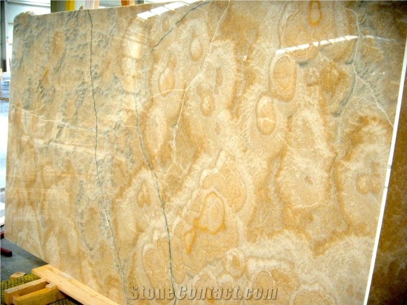 Classic Honey Onyx Crosscut Slabs