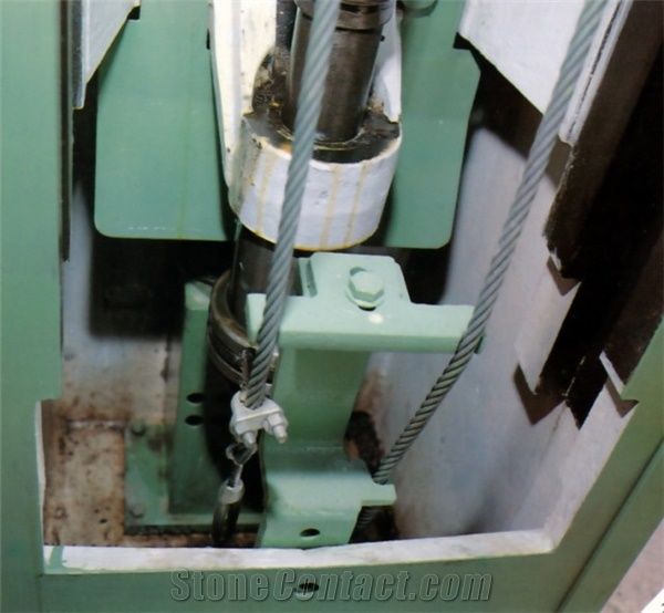 Turbomord Multiblades Gang-Saw with Rectlinear Motion Block Cutter