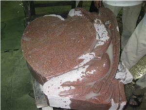 Maple Red Granite Heart Shape Headstone