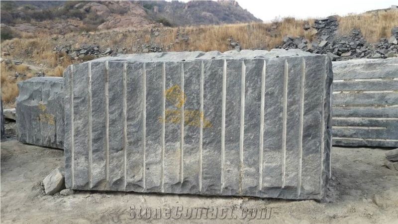 Ykd Black Granite Blocks