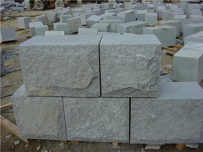 G341 Granite Mushroomed Wall Stone