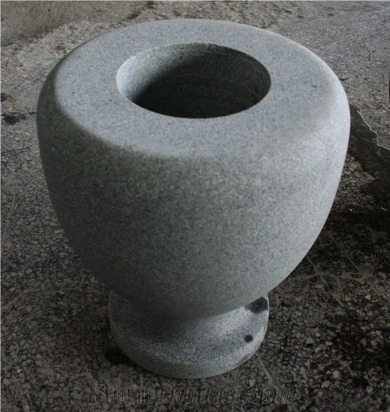G633 Sandblasted Round Monumental Vase
