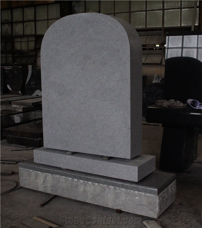 Light Gray G633 American Die and Base Monument