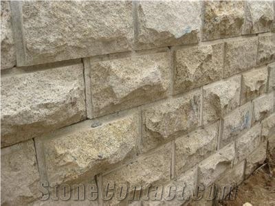 G682 Granite Rusty Yellow Mushroom Stone for Wall Cladding