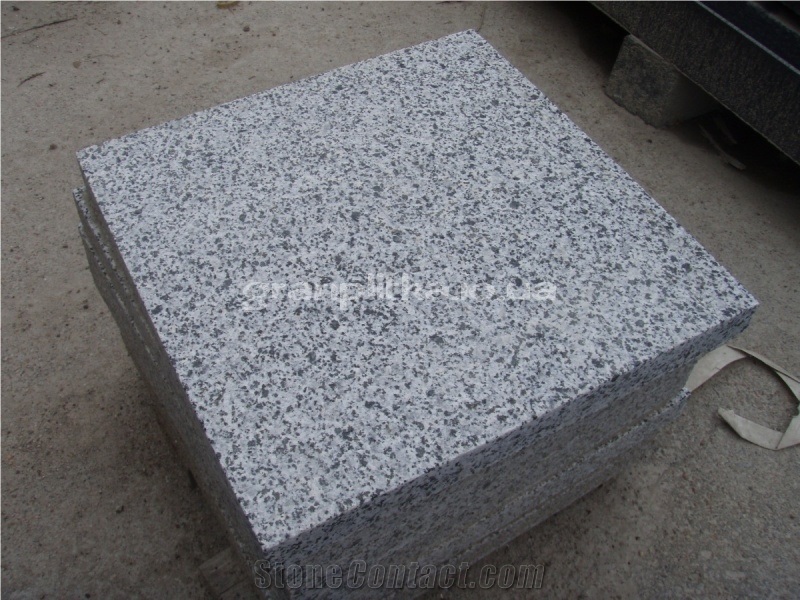 Flamed Grey Pokost 30x30x3 cm Paving Tiles, Pokostivske Grey Granite Cube Stone & Pavers