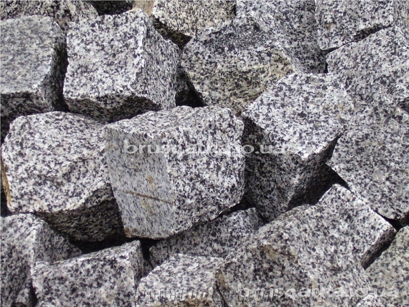 Grey Pokost-Pokostivske Granite All Sides Split Setts