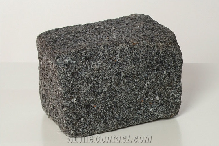 Dark Gray Portuguese Granite Cobble Stone