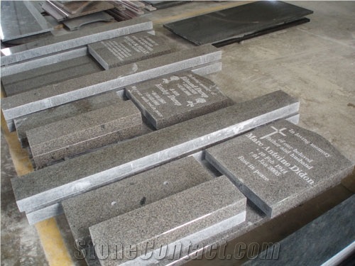 Mahe Brown Granite Tombstone Set