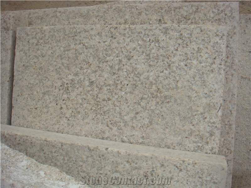 G682 Granite Tiles,China Yellow Granite/Honey Jasper/Golden Sun/Golden Desert
