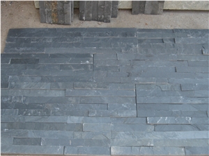 Stacked Stone in Black Slate Cultured Stone