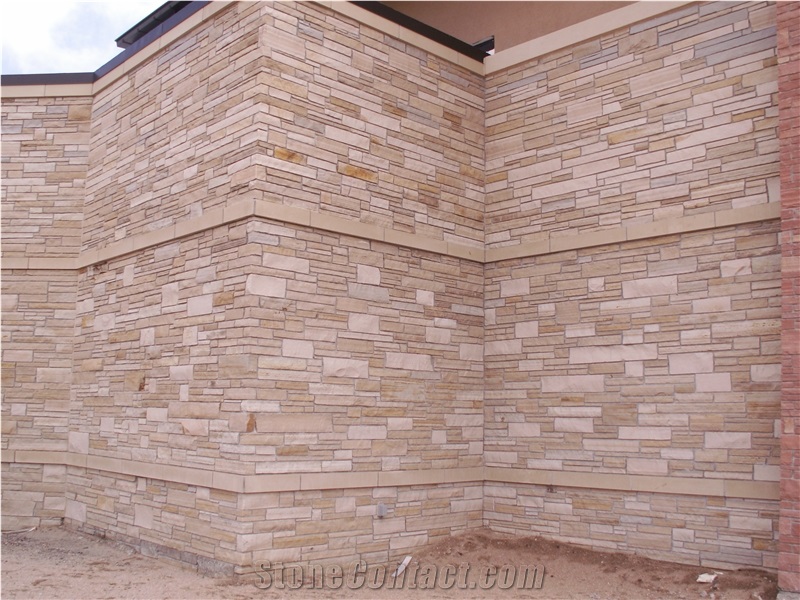 Colorado Buff Sandstone Wall Strips
