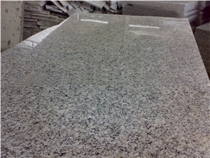 China G623 Grey Sesame Granite High Polished Slabs,Machine Cutting Tiles Panel for Airport Floor Paving,Interior Flooring Pattern