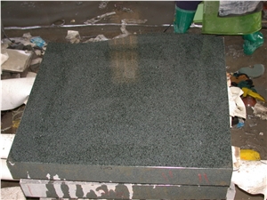 Green Sesame Granite Tilesm Polsihed High Glossy Machine Cutting Slabs, China Green Granite Sesame Floor Paving Pattern