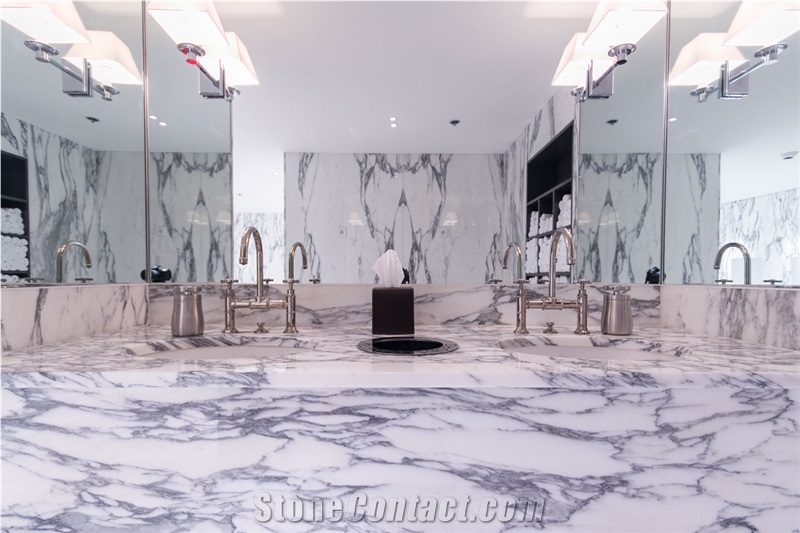 Arabescato Cervaiole Marble Hotel Bathroom Project