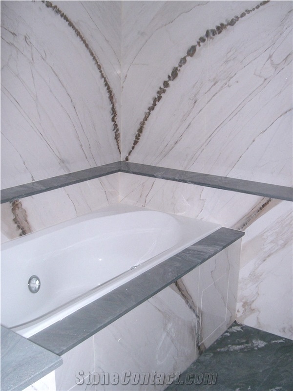 Palissandro Classico Marble Bathroom