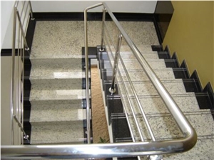 Calvi Petit Melange Granite Stairs