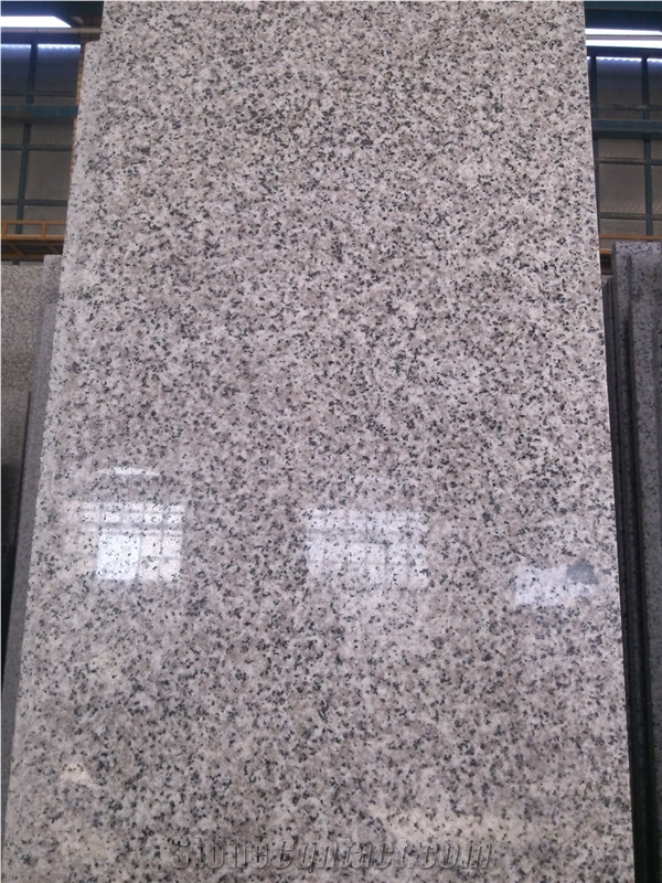 Iran White Granite Slabs & Tiles