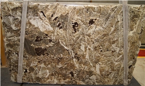 Crazy Horse Granite Slabs