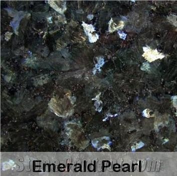 Emerald Pearl Slabs & Tiles