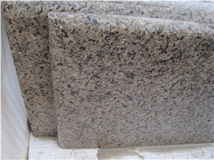 China Tropical Brown Granite Slabs & Tiles