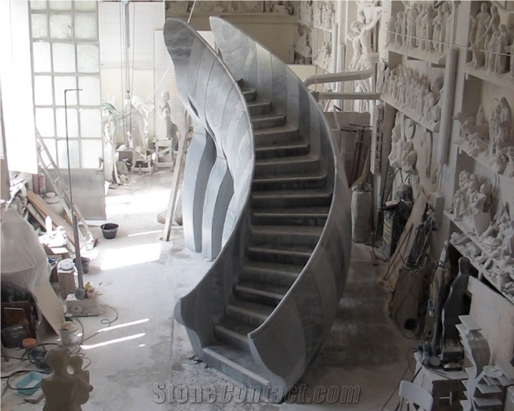 Solid Carrara Marble Stairs, Pietrasanta Oro Marble Stairs from Italy