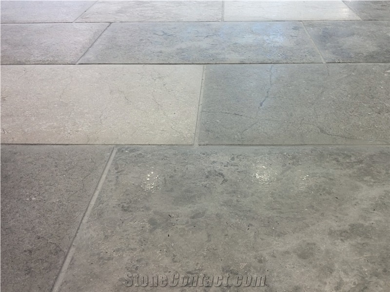 Antique Limestone Tiles, Mix Grey Limestone Flooring Tiles, Transylvania Antique Grey Limestone