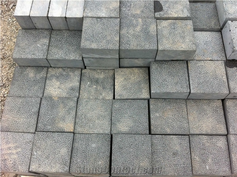 Grey Black Basalt Cubes and Basalt Kerbs Swan Cut / Flamed Surface