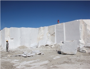 New Quarry Yunnan White Marble Slabs & Tiles, China White Marble