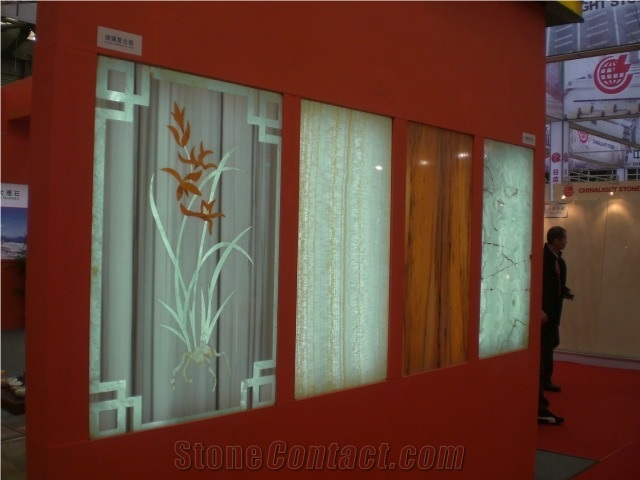 Green Onyx Laminated with Glass Panel