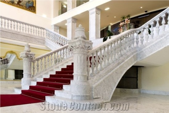 Blanco Macael Marble Stairs