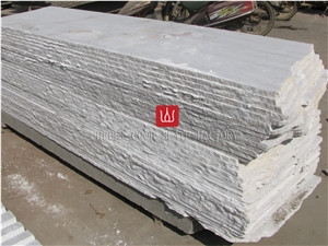 White Vein Quartzite Bushhammed Surface Tiles, China White Quartzite