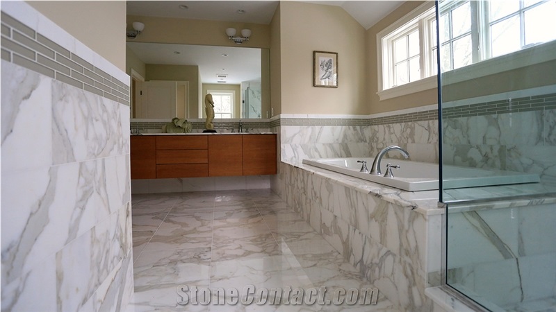 Calacatta Gold Marble Bathroom Design