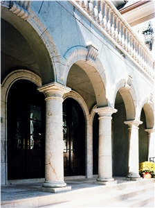 Exterior Stone Features, Distinctine Beige Limestone Column