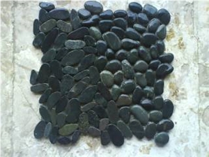 Pebble Stone on Net Mosaic Tiles