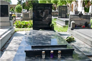 Bengal Black Granite Monuments