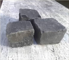 Basaltina Di Bagnoregio Cube Stone