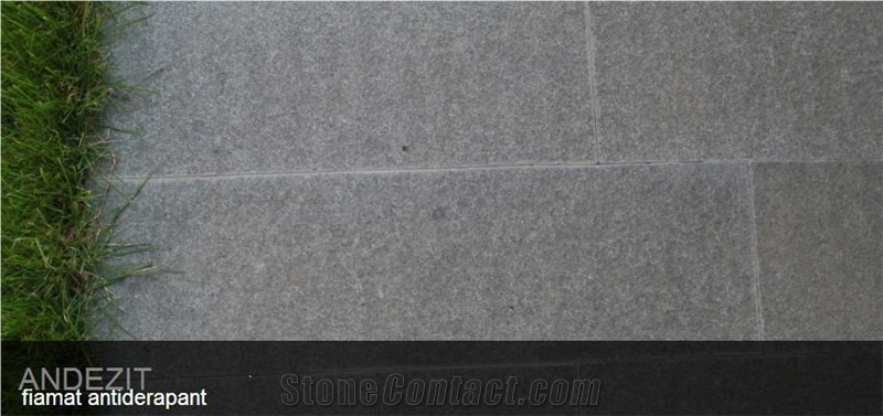 Flamed Andesite Pavement