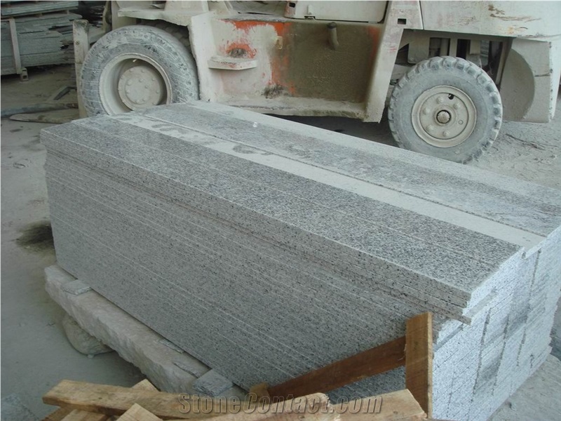 China Grey Granite G640 Skirting,Molding