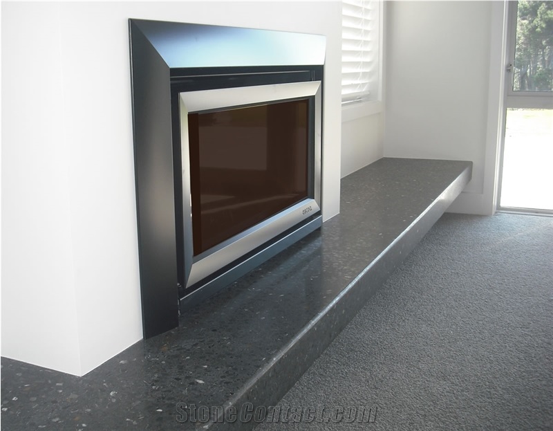 New Zealand Black Color Quartz Fireplace Hearths