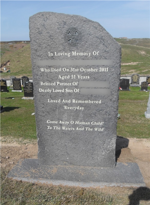 Riven Caithness Stone Memorial, Grave Stone
