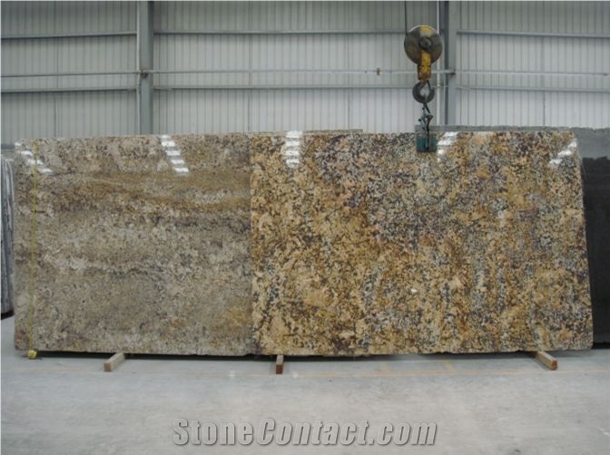 Zaus Giallo Veneiiano Granite Slab