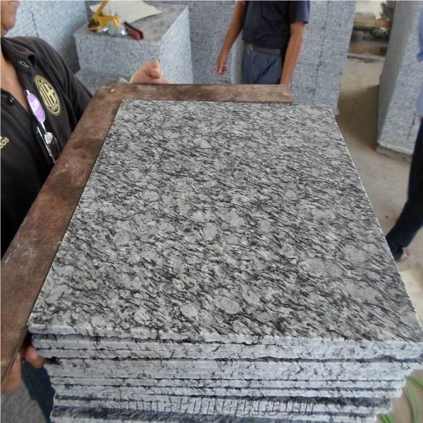 China Spray White Granite Grey Polished Tiles