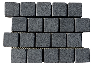 Wellest G684 Fortune Black Offset Meshed Granite Paving Stone,Cobble and Cube Stone on Meshed,Top Flamed,Others Saw Cut and Tumbled Mg-044