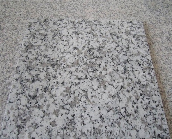 Bala White Small Granite Slab, Random Edge, Polished Surface,2cm,3cm Thick,China White Granite,Natural Stone
