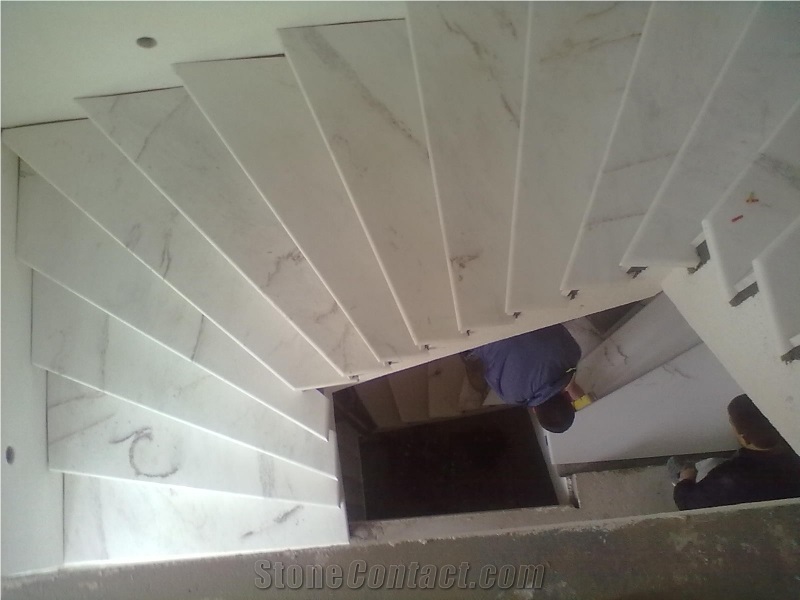 Vencac Beli White Marble Stairs Installation Project