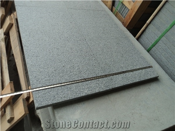 China G654 Grey Granite Flamed Tiles, Black Buliding Stone