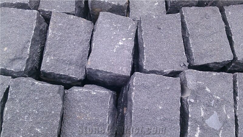 Cubes and Cobbles Granite Paving Stones