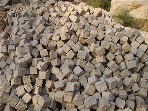 Zhangpu G682 Cubes, Yellow Granite Cubes Stone 9x9x9cm