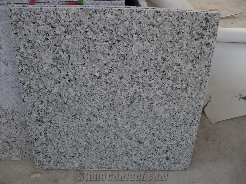 White Swan Granite Slabs & Tiles, China White Granite