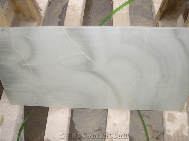 Pure White Onyx Laminated with Glass Tile